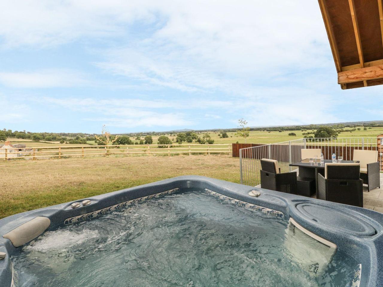Swan Lodge Castle Farm Wedmore Eksteriør billede